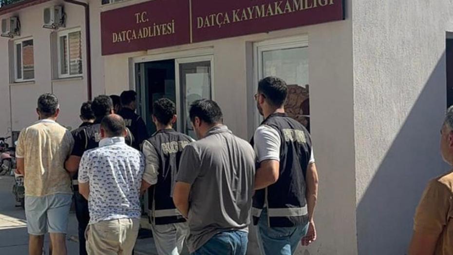 Yurt dışına kaçmaya çalışıyorlardı. 9 FETÖ'cü "Peter Pan"da yakalandı