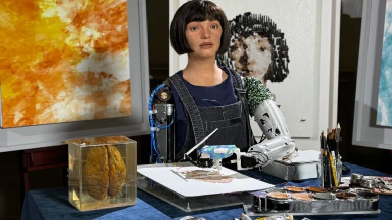 Yapay zeka robotunun yarattığı tablo açık artırmada 120.000 dolardan fazlaya satılabilir