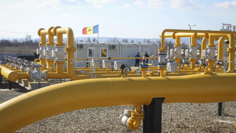 Rus şirketi Gazprom, Moldova’ya doğalgaz sevkıyatını durduracak