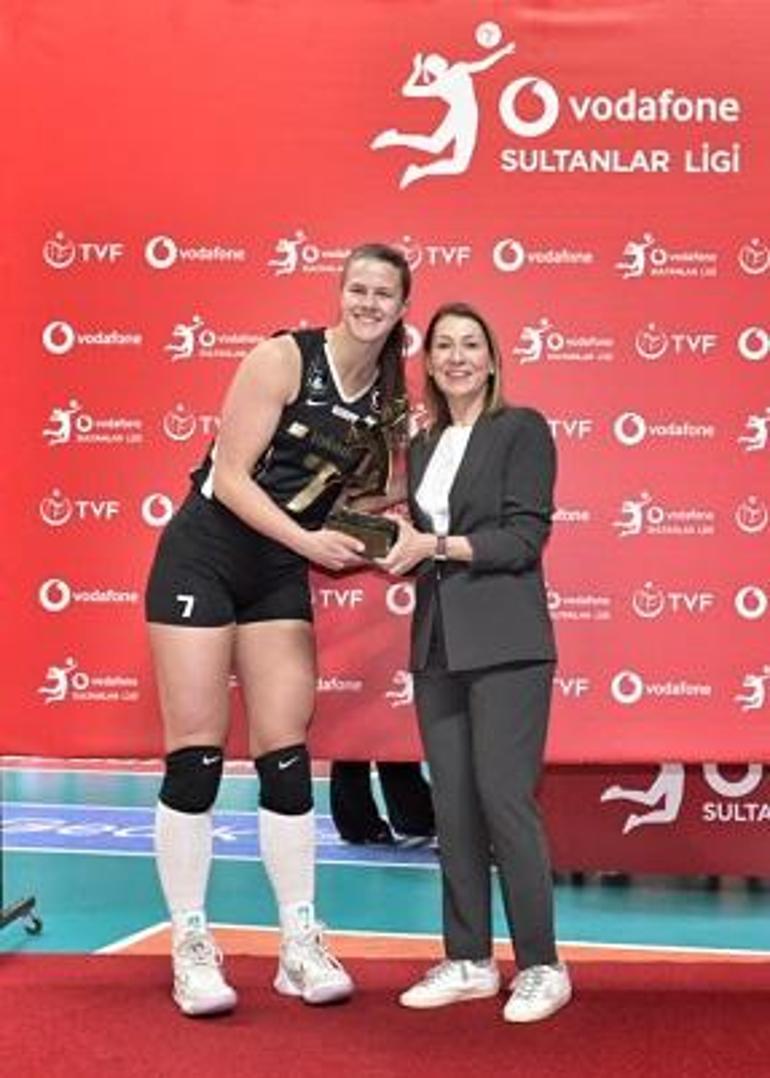Vakıfbank şampiyonu Kiera van Ryka Special