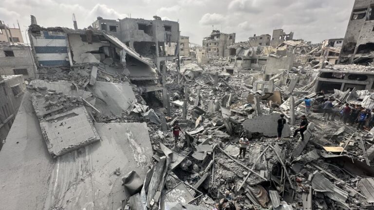 Suikastçı İsrail, Gazze'nin orta bölgelerindeki Filistinlilerden bölgeyi boşaltmalarını istedi